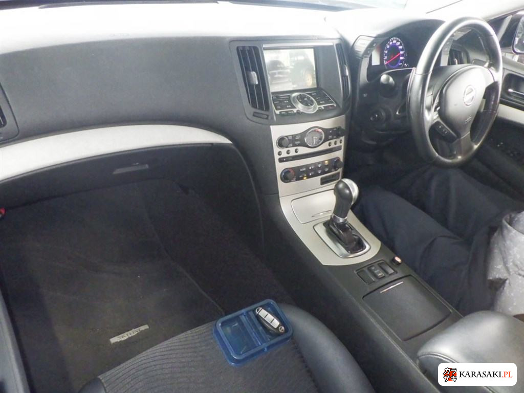 Nissan Skyline 2007 z aukcji japońskiej