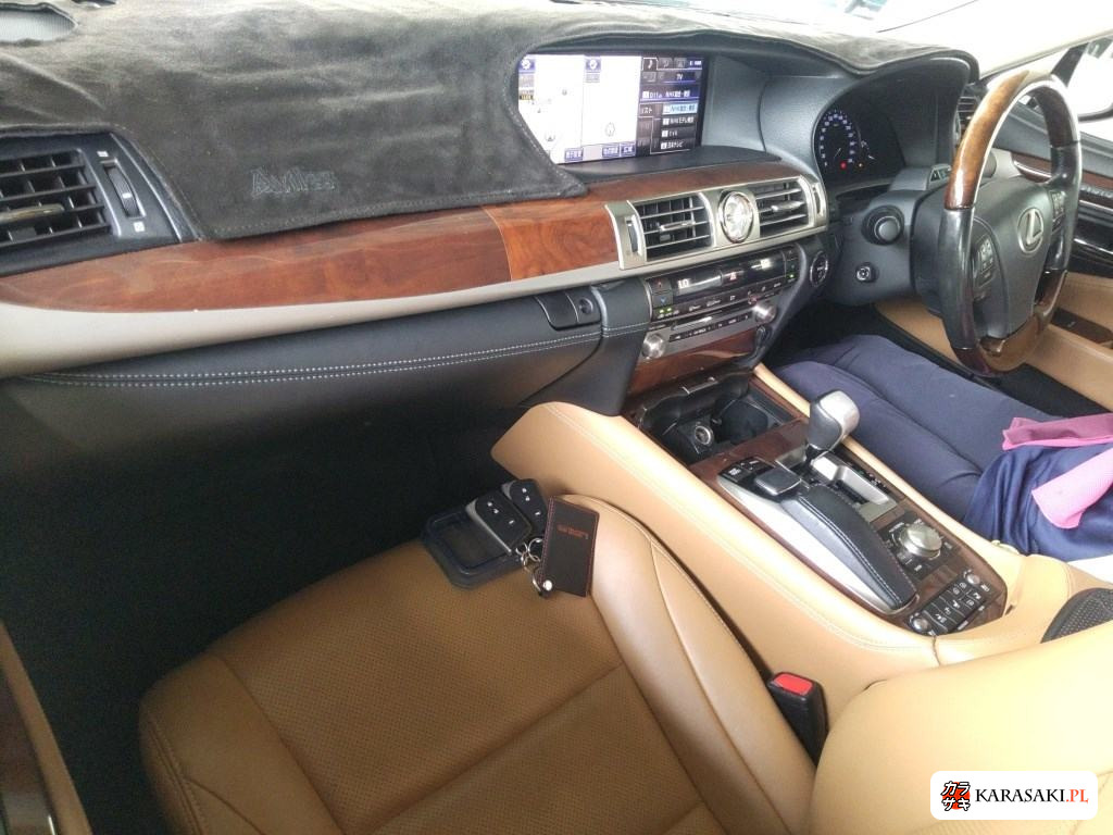 Lexus LS 2014 z aukcji japońskiej