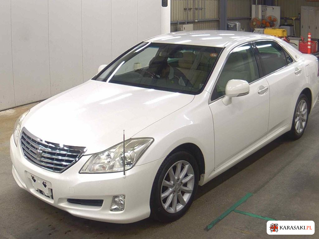 Toyota Crown 2008 z aukcji japońskiej