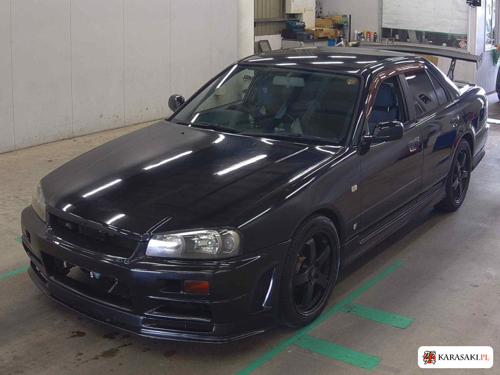 Nissan Skyline 2001 z aukcji japońskiej