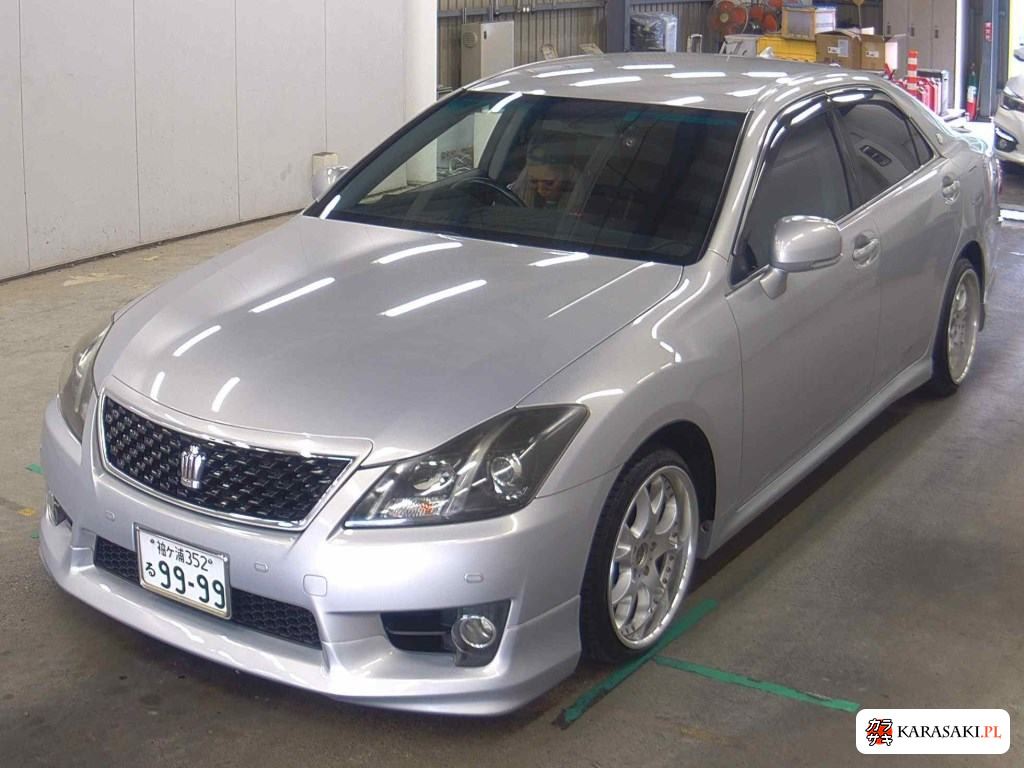 Toyota Crown 2011 z aukcji japońskiej