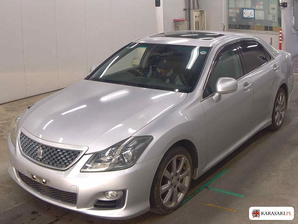 Toyota Crown 2009 z aukcji japońskiej