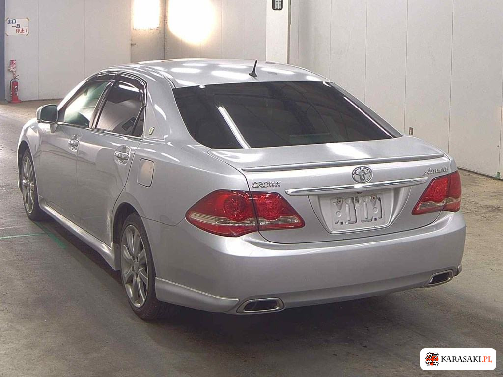 Toyota Crown 2009 z aukcji japońskiej