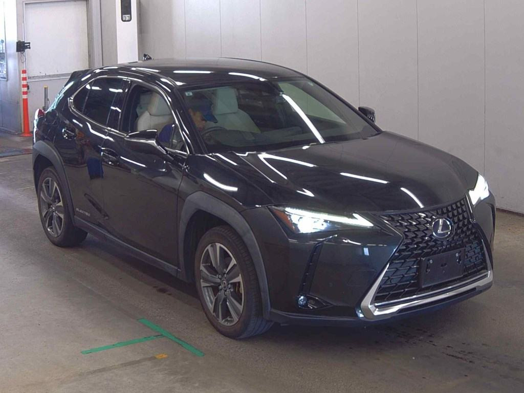 Lexus UX300E 2021 z aukcji japońskiej