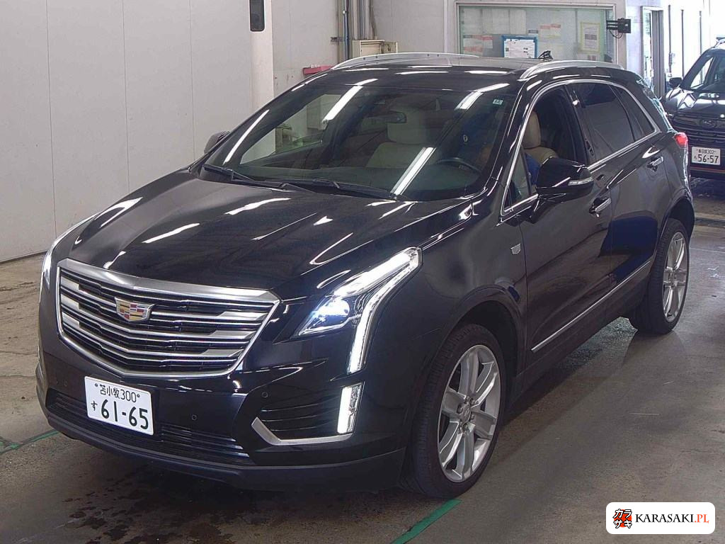 2017 Cadillac XT5 Crossover 4WD Platinum 3