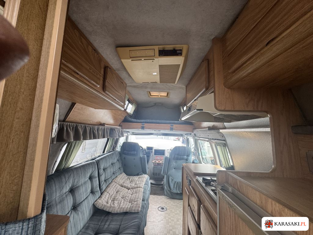 1993 Chevrolet Chevyvan 4D 4WD 8