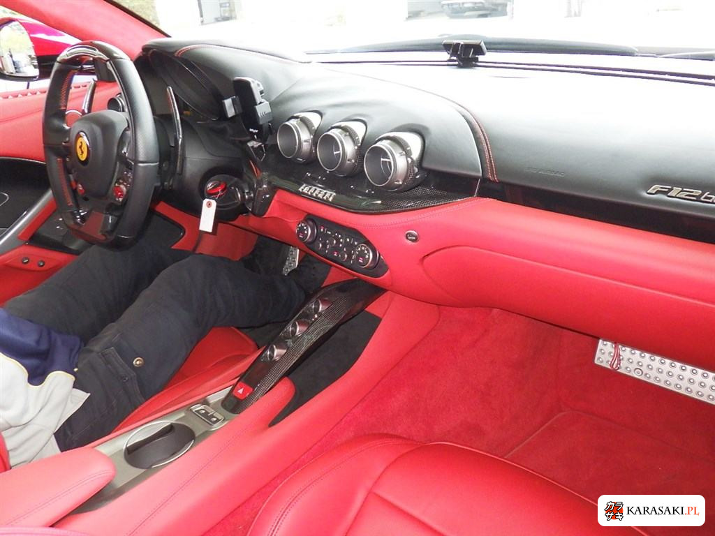 2015 Ferrari F12 Berlinetta Base Grade 5