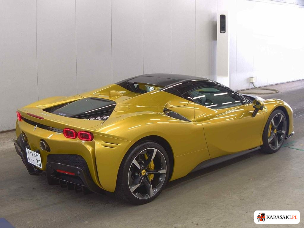 2024 Ferrari SF90 Spider 4WD Base Grade 4