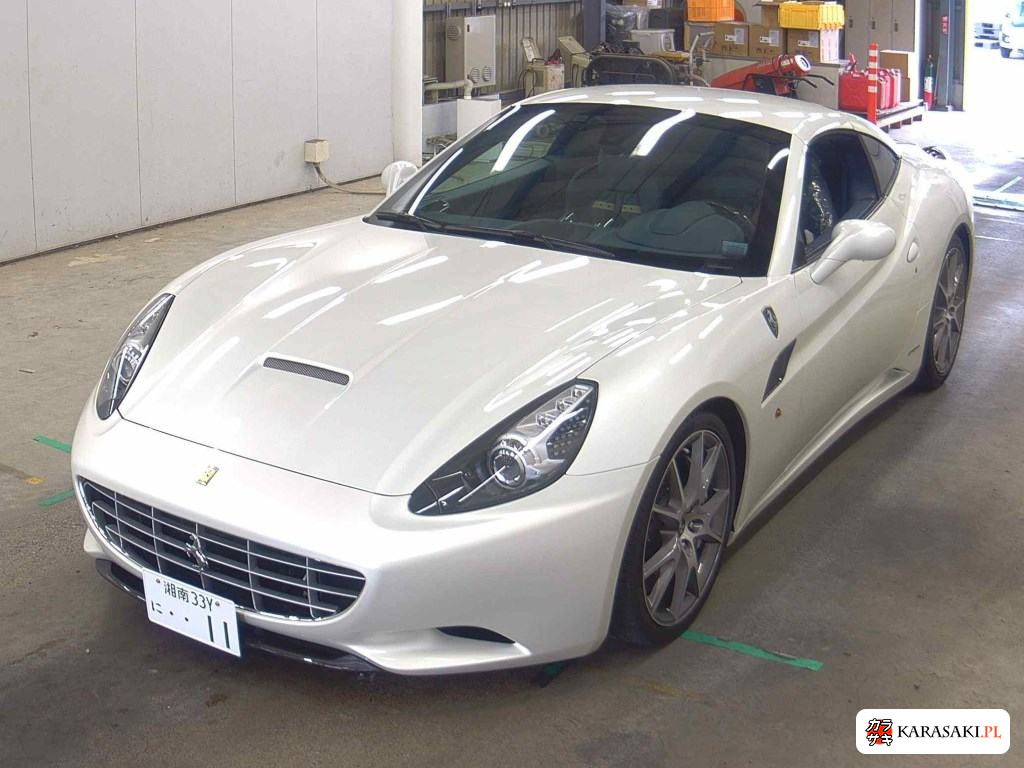 2013 Ferrari California 30 Base Grade 3