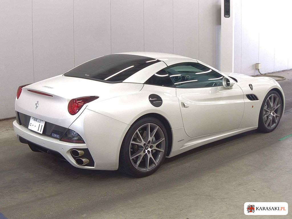 2013 Ferrari California 30 Base Grade 4