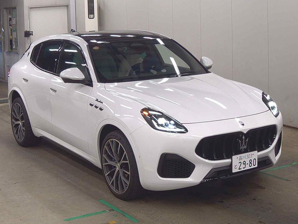 Maserati Grecale 2023 z aukcji japońskiej
