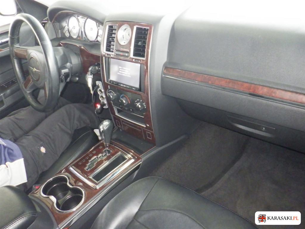 2013 Chrysler 300 5