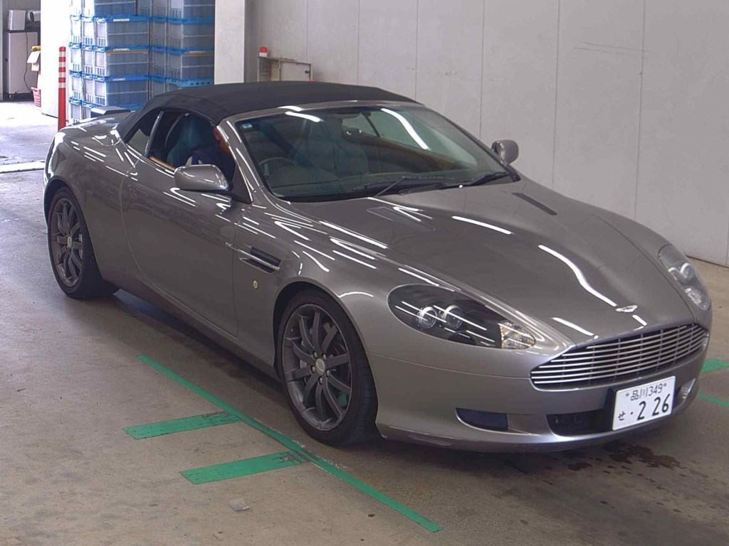 Aston Martin DB9 2005 z aukcji japońskiej