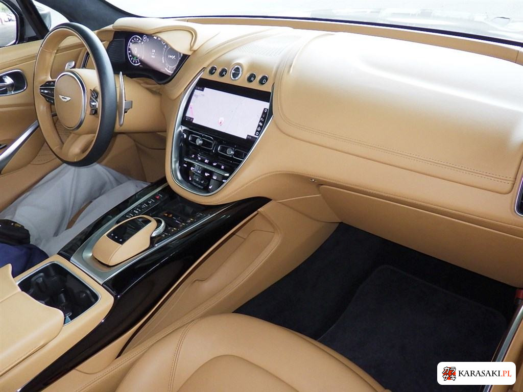 2022 Aston Martin DBX 4WD Base Grade 5