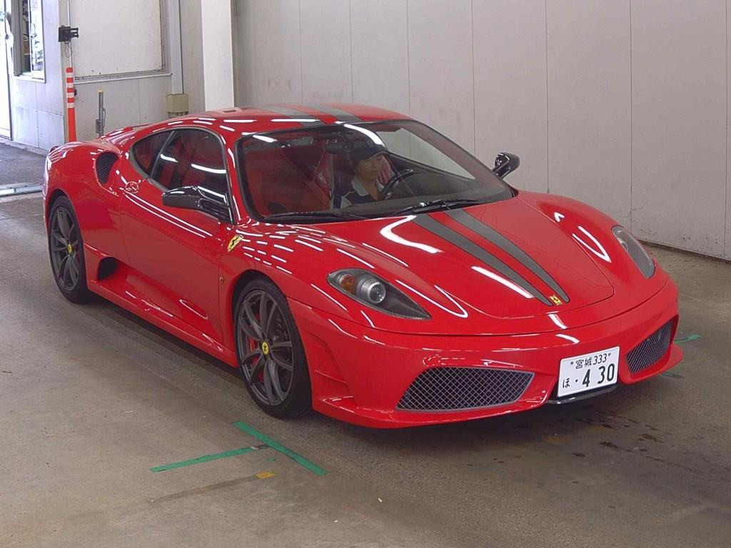 Ferrari 430 Scuderia 2009 z aukcji japońskiej