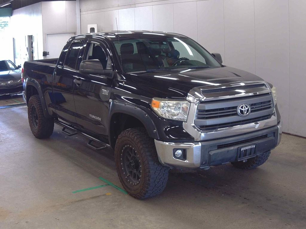 America Toyota 2013 z aukcji japońskiej