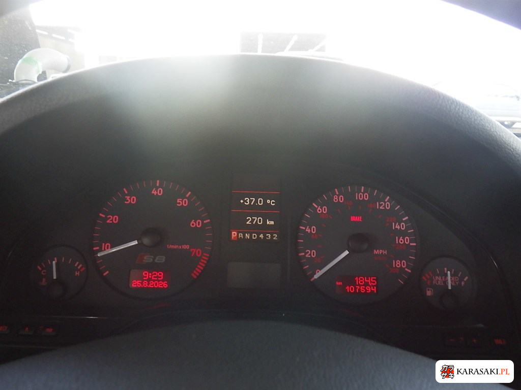 2004 Audi S8 4WD Base Grade 6