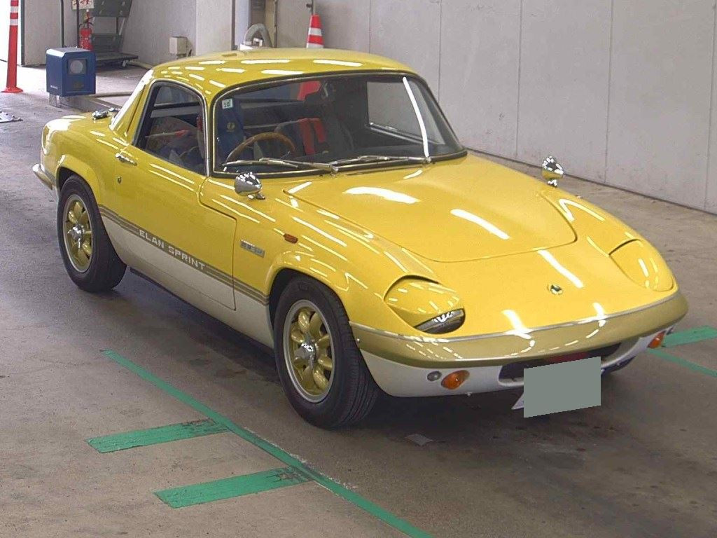 Lotus Elan 1990 z aukcji japońskiej