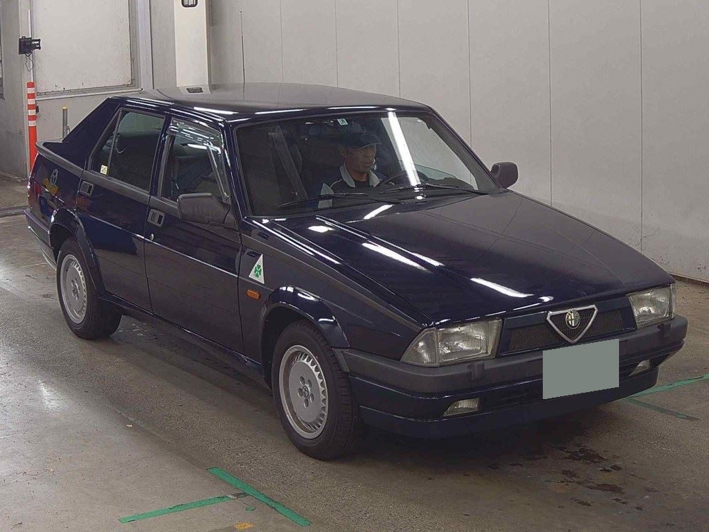 Alfa Romeo 162 1992 z aukcji japońskiej