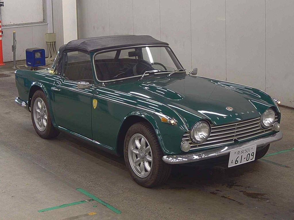 Triumph TR-4 1993 z aukcji japońskiej