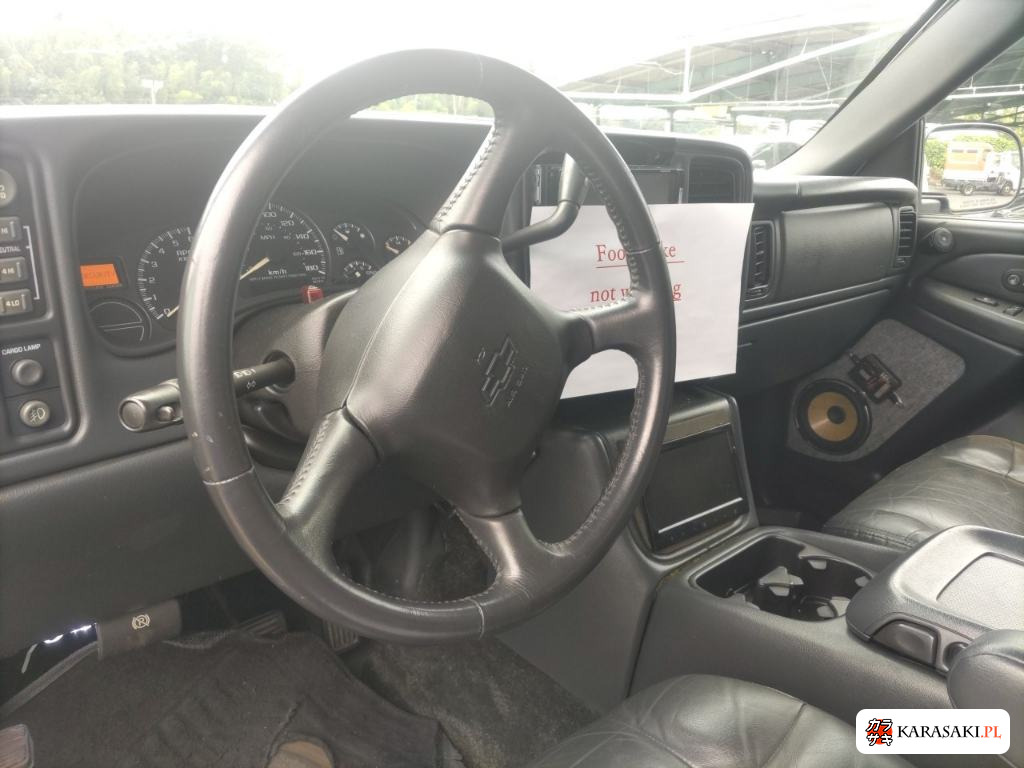 2002 Chevrolet Avalanche 4D 4WD 5