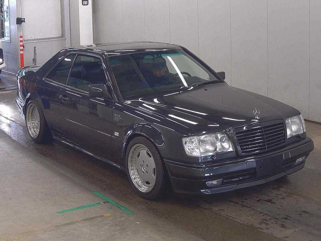 AMG Medium Class 1993 z aukcji japońskiej