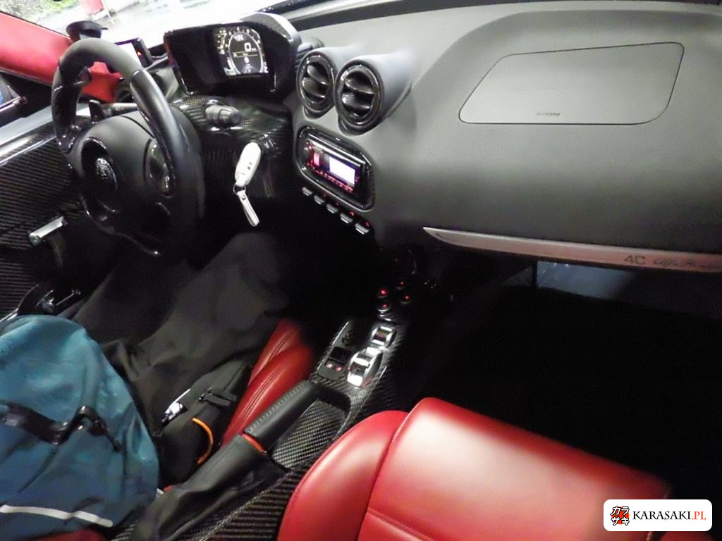 2015 Alfa Romeo 4C Base Grade 5