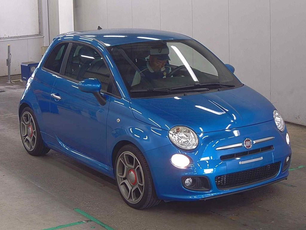Fiat 500S 2015 z aukcji japońskiej