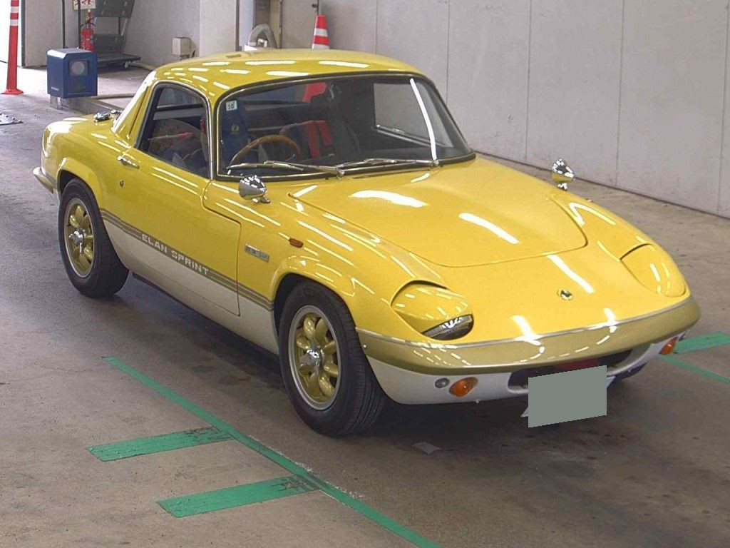 Lotus Elan 1990 z aukcji japońskiej