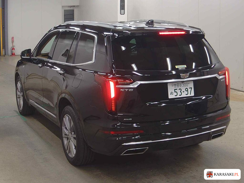 2023 Cadillac XT6 4WD Platinum 2