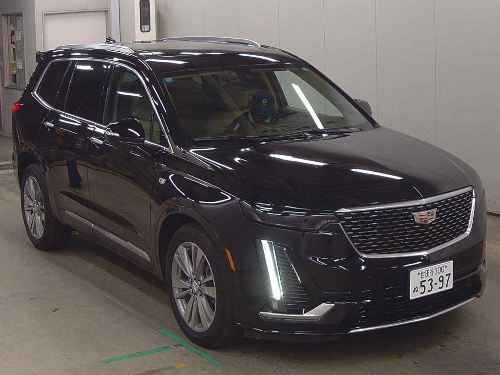 Cadillac XT6 2023 z aukcji japońskiej