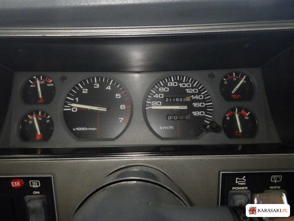1989 Chrysler Jeep Jeep Cherokee 3D 4WD 6