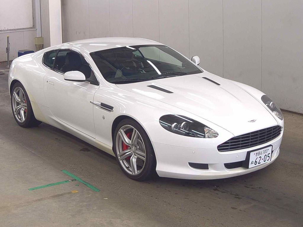 Aston Martin DB9 2009 z aukcji japońskiej