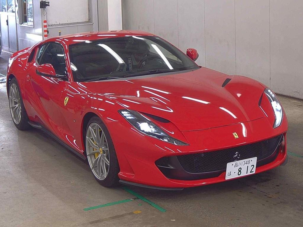 Ferrari 812SUPERFAST 2017 z aukcji japońskiej