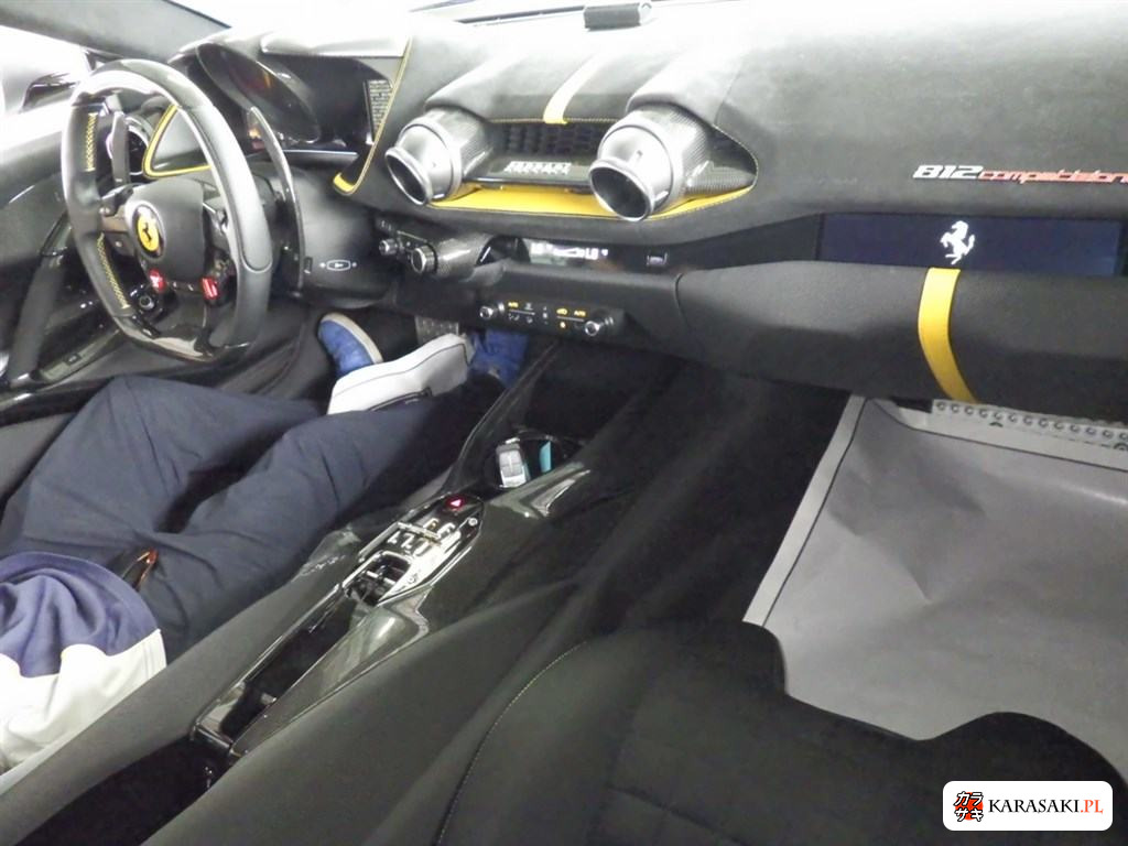 2022 Ferrari 812 Competizione Base Grade 5