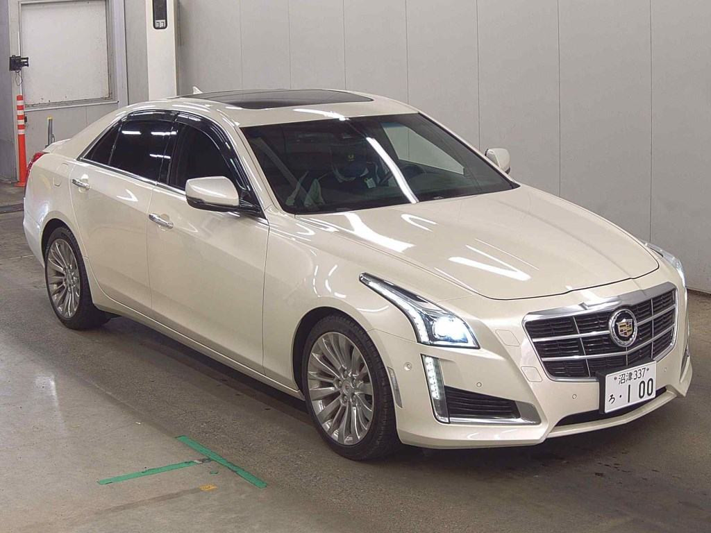 Cadillac CTS 2014 z aukcji japońskiej