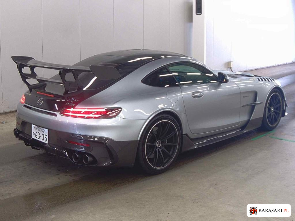 2022 Mercedes-AMG 4