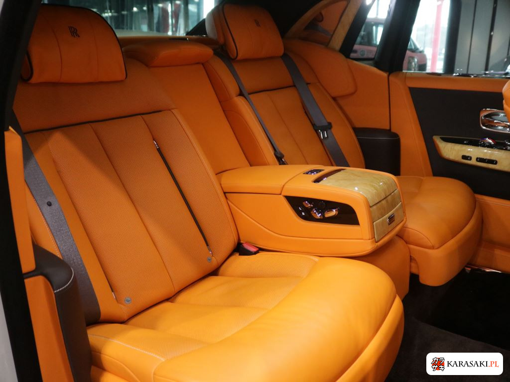 2018 Rolls-Royce Phantom Base Grade 10