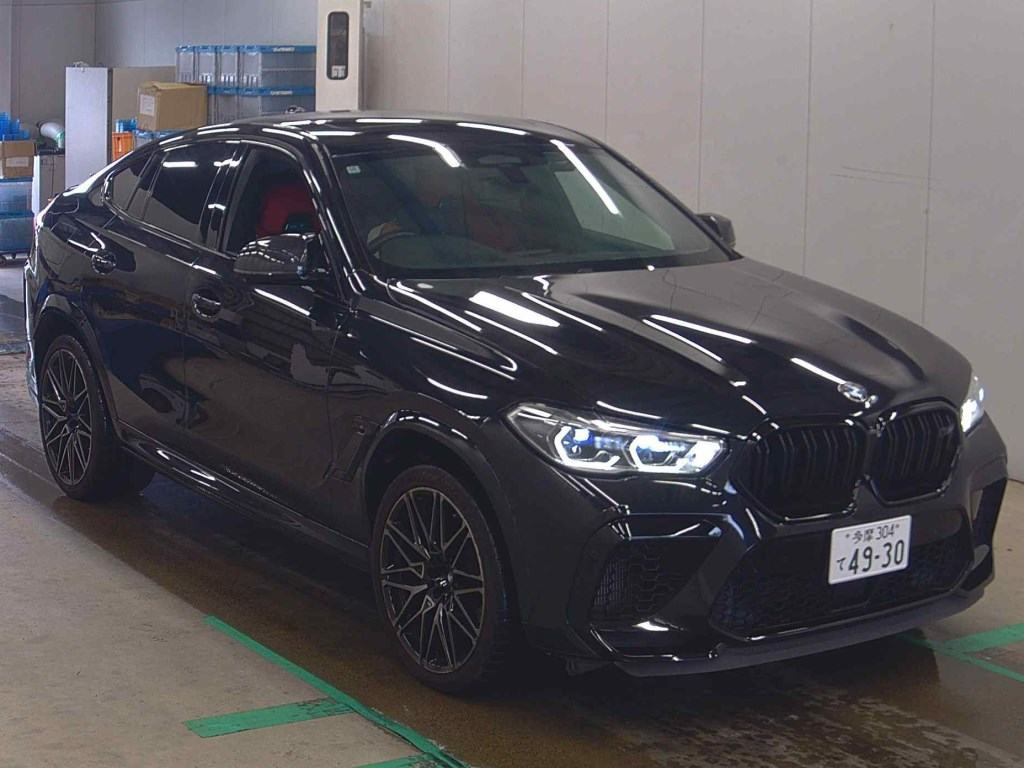 BMW X6 M 2020 z aukcji japońskiej