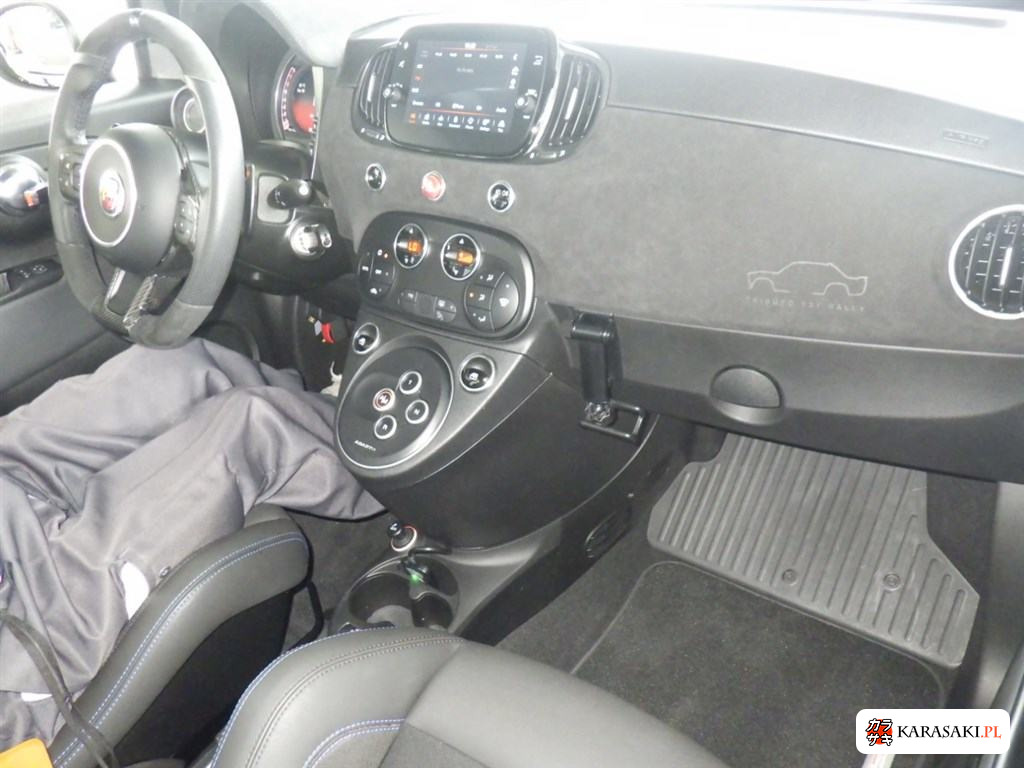 2023 Abarth 695 Tributo 131 Rally Base Grade 5