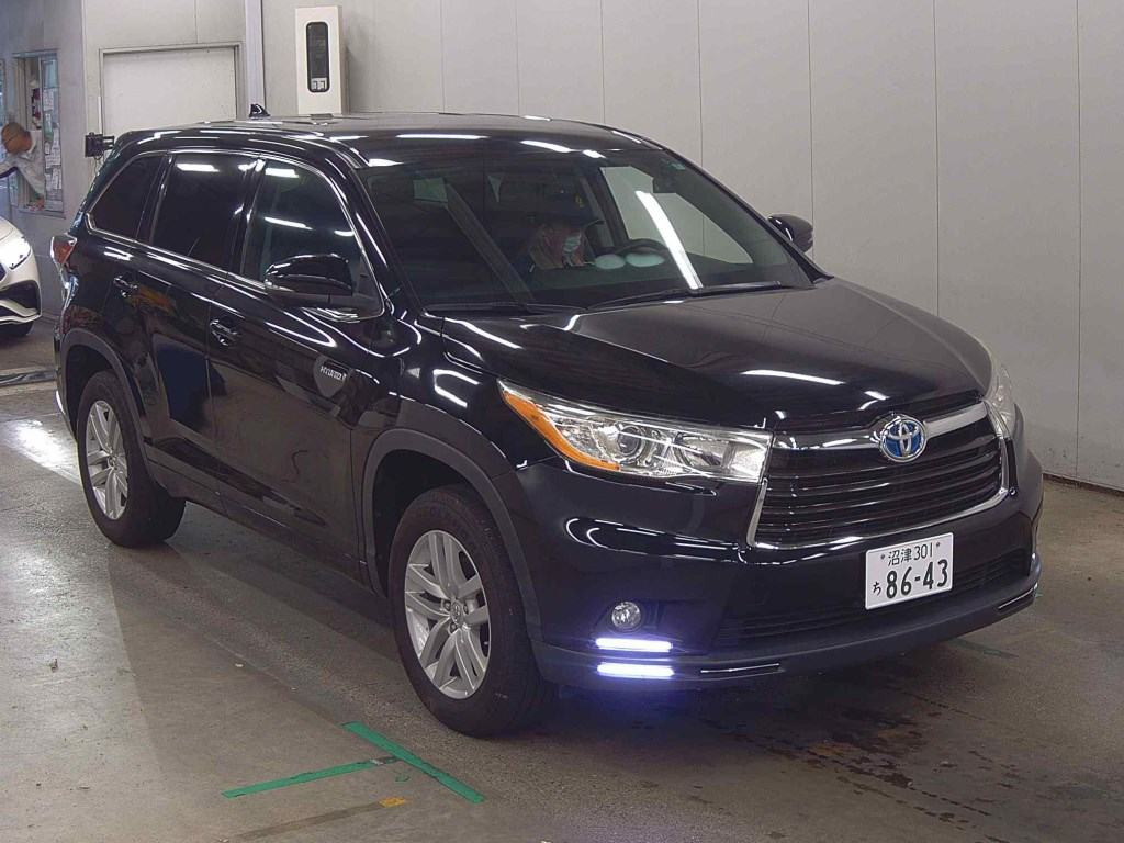 America Toyota Highlander 2015 z aukcji japońskiej