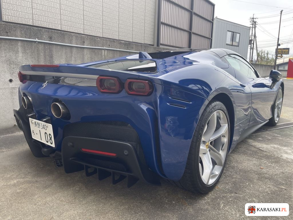 2022 Ferrari SF90 Spider 4WD 12