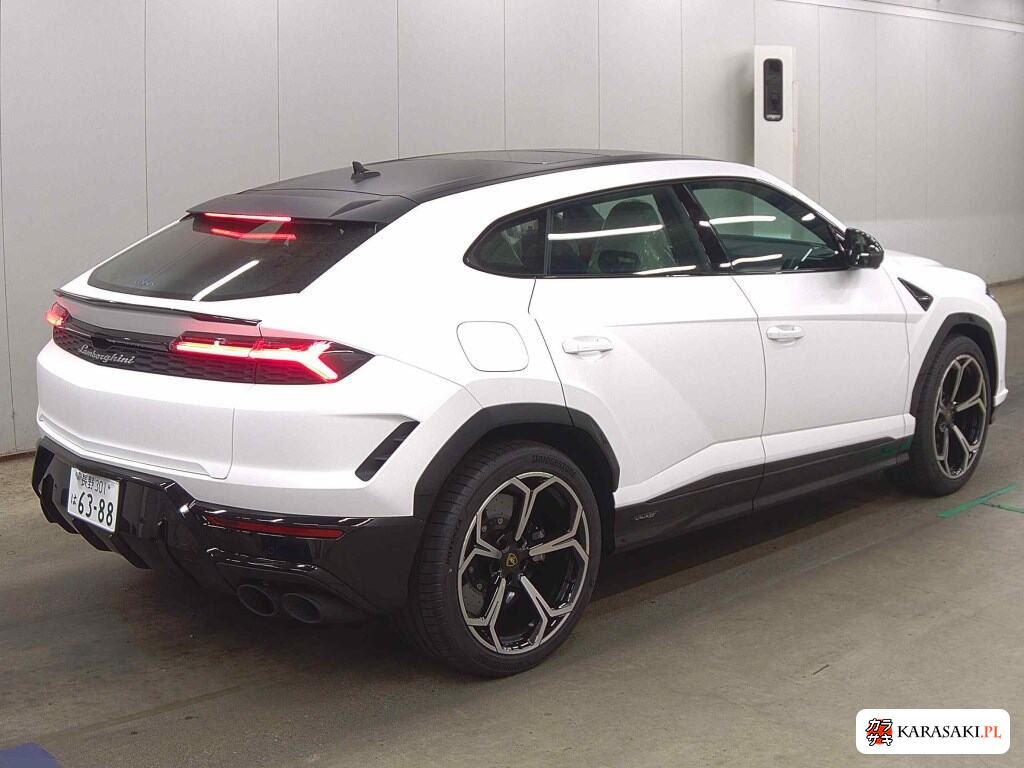 2026 Lamborghini Urus 4WD 4