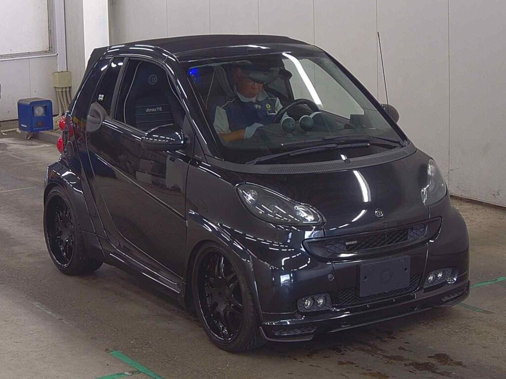 MCC Smart Fortwo Cabrio 2009 z aukcji japońskiej