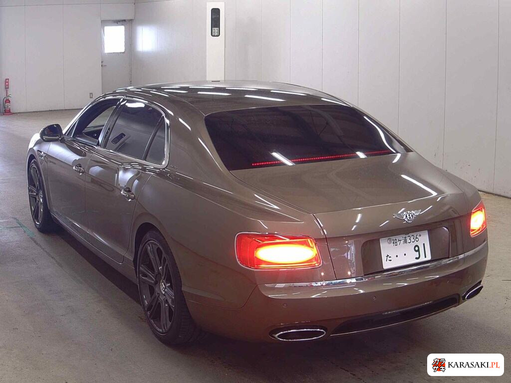 Bentley Flying Spur 2015 z aukcji japońskiej