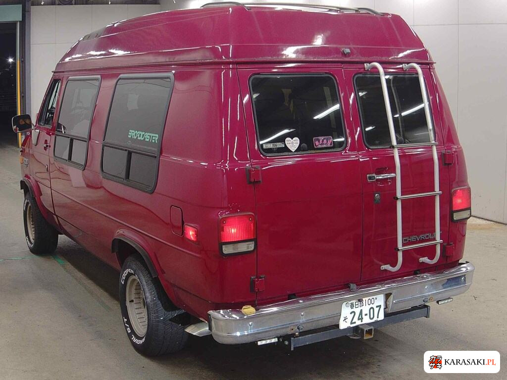 1995 Chevrolet Chevyvan 4D 2
