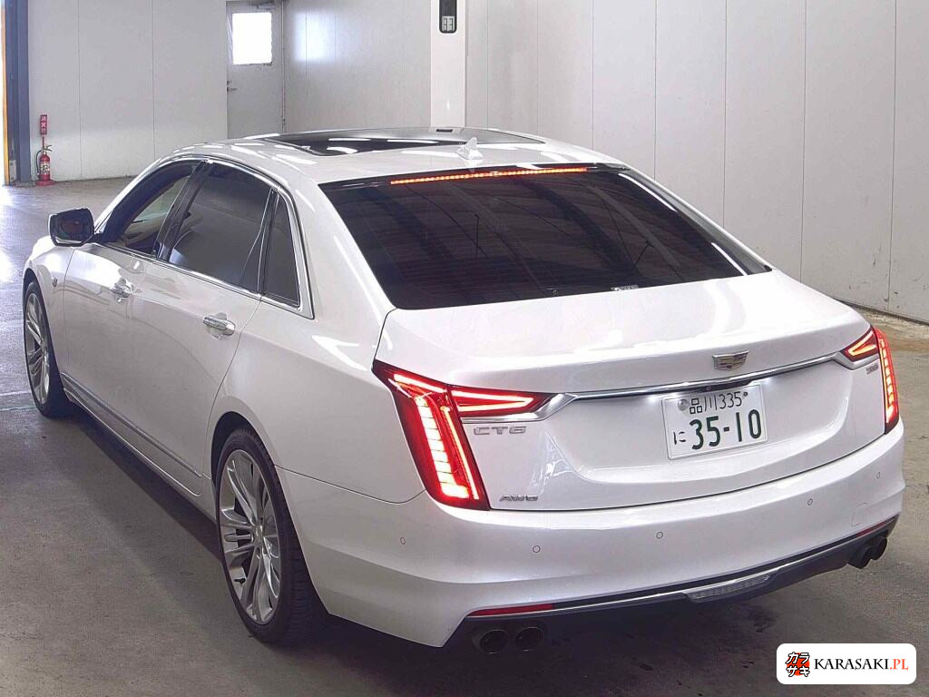 2019 Cadillac CT6 4WD Platinum 2