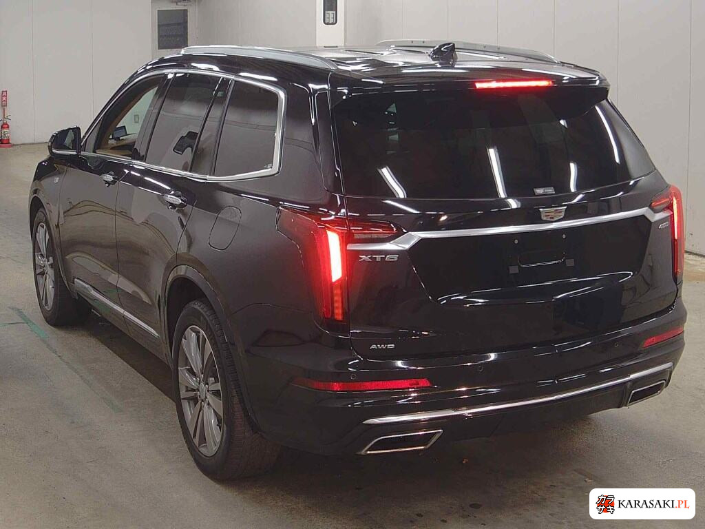 2021 Cadillac XT6 4WD Platinum 2
