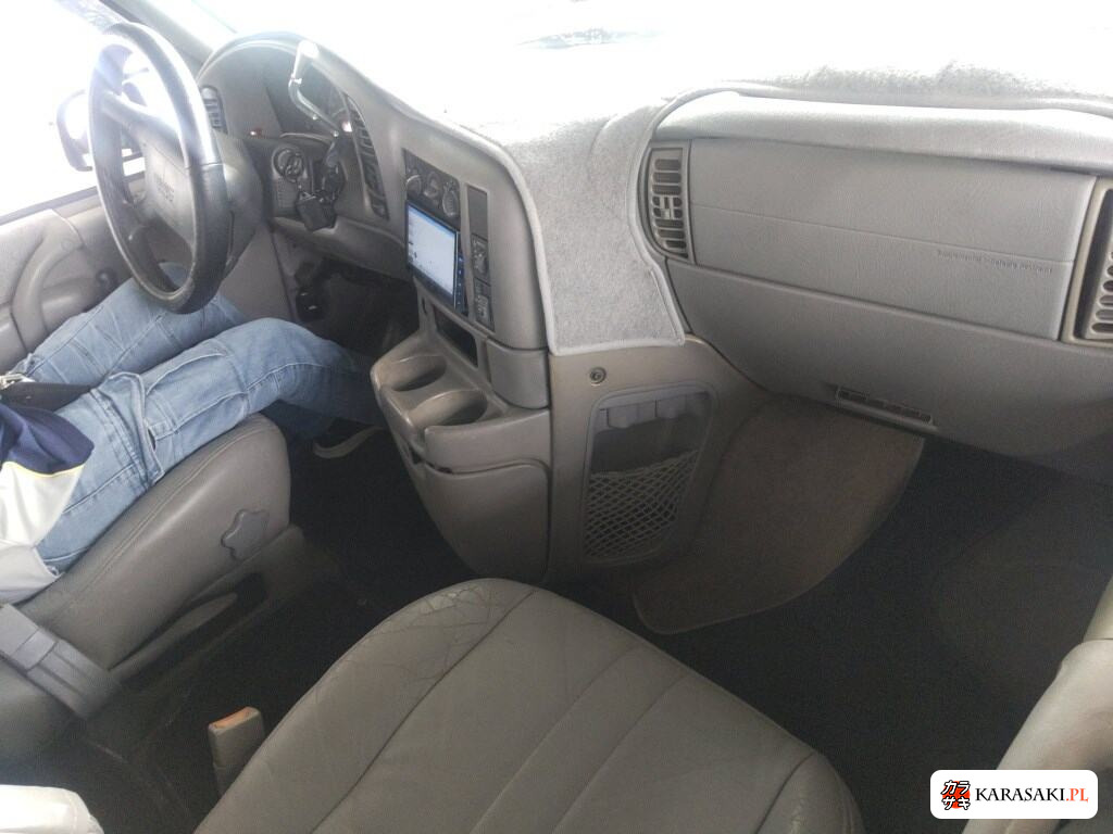 1996 GMC Safari 5