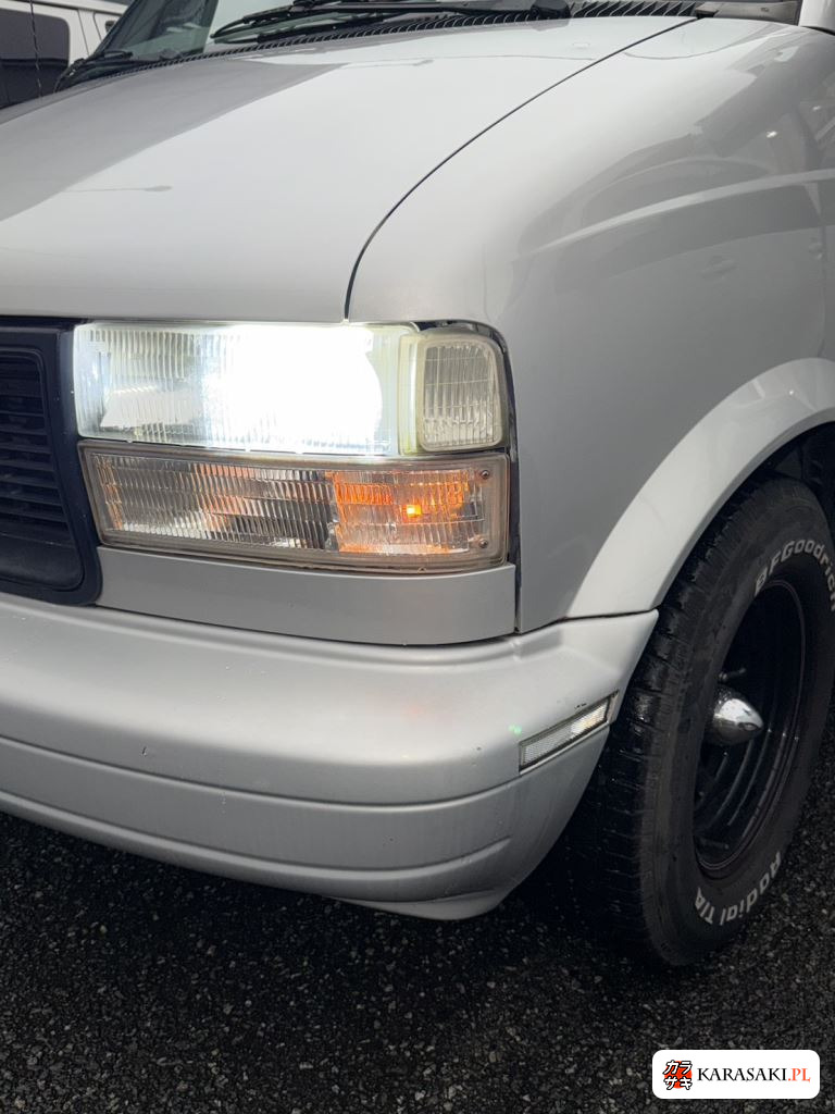 1996 GMC Safari 9
